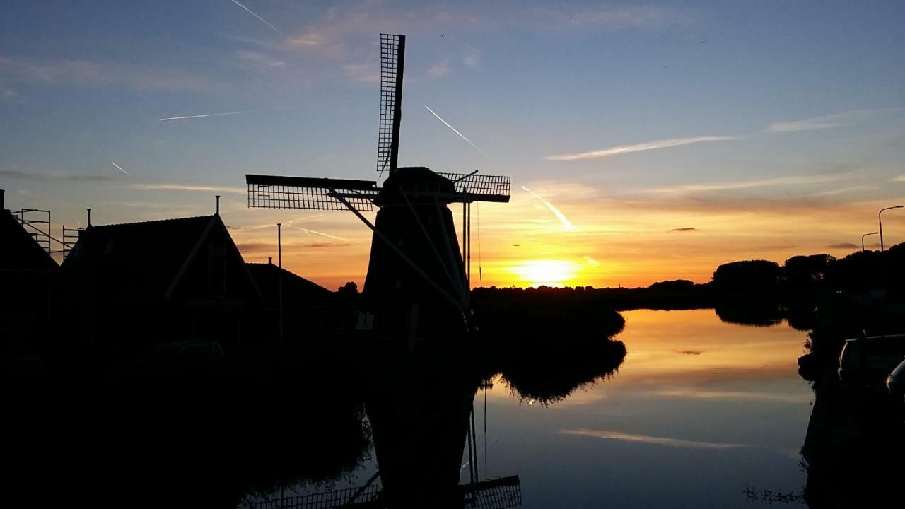 Gastenverblijf Bij De Molen Tussen Alkmaar En Hoorn Oterleek Exterior photo